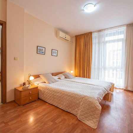 סאני ביץ' Elit 4 Apartments מראה חיצוני תמונה