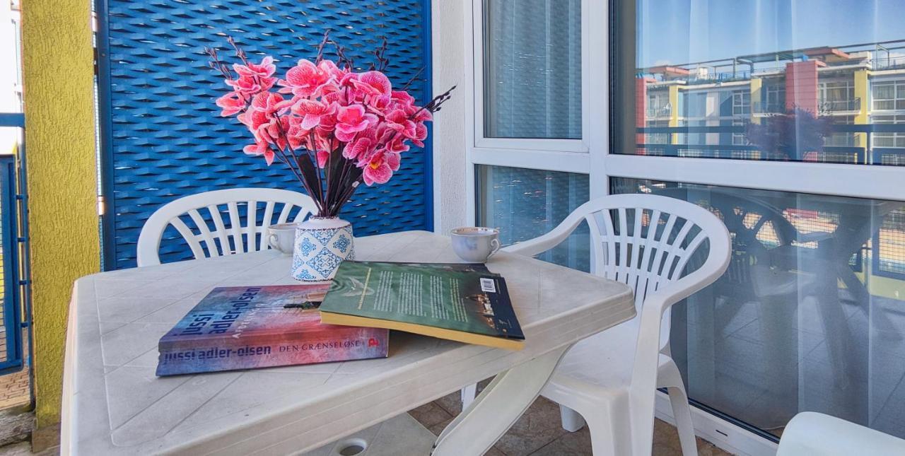 סאני ביץ' Elit 4 Apartments מראה חיצוני תמונה