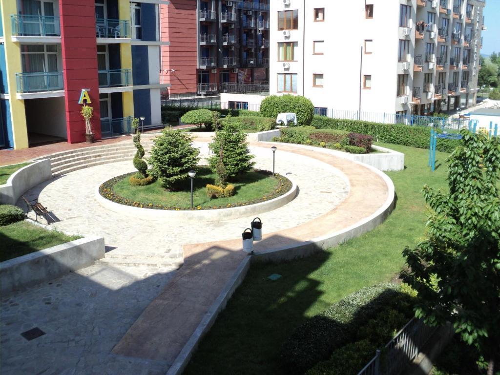 סאני ביץ' Elit 4 Apartments מראה חיצוני תמונה
