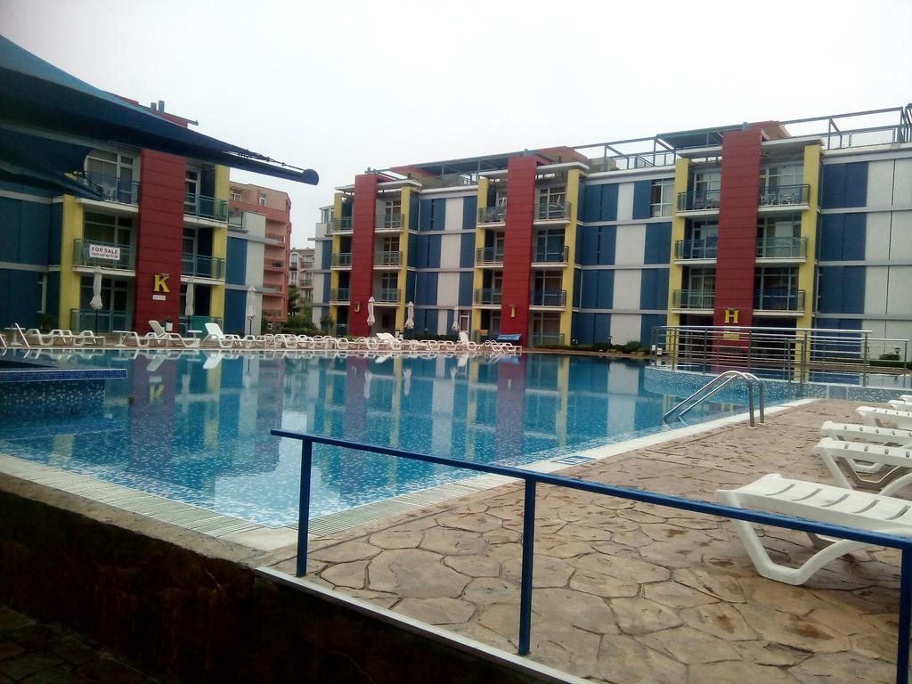 סאני ביץ' Elit 4 Apartments מראה חיצוני תמונה