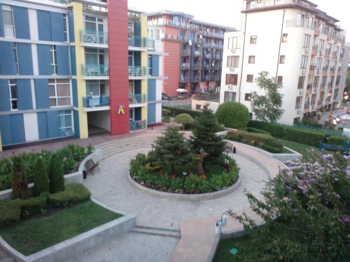סאני ביץ' Elit 4 Apartments מראה חיצוני תמונה